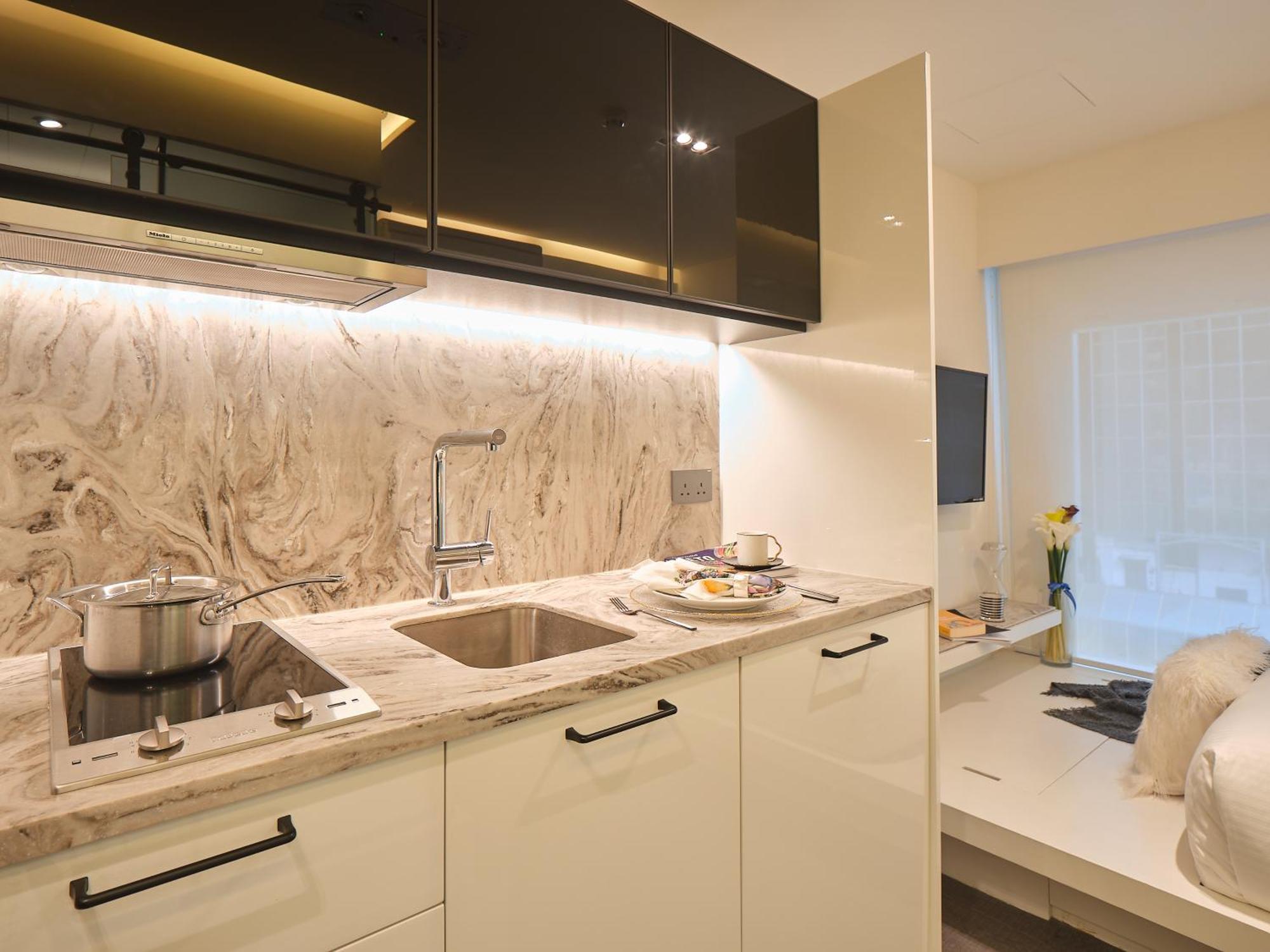 V Causeway Bay Aparthotel Hong Kong Bagian luar foto